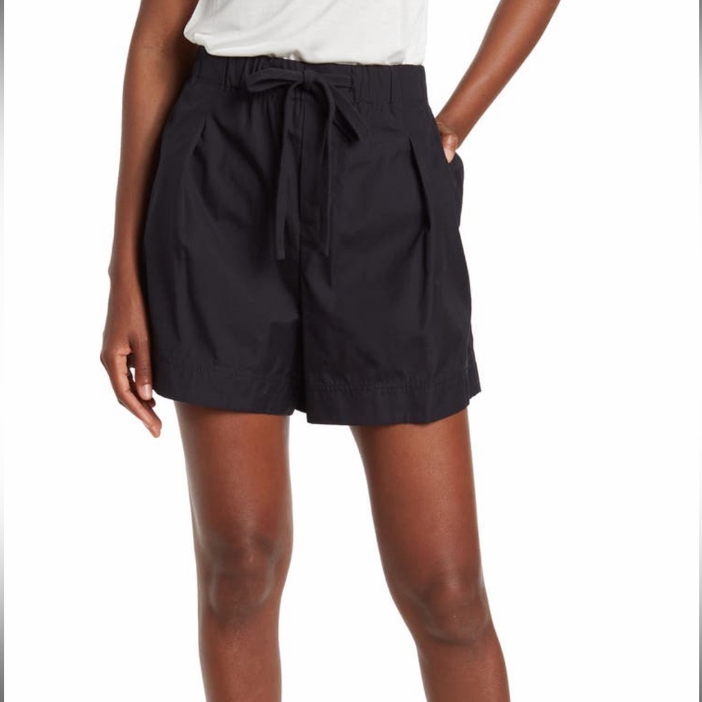 Vince pleated drawstring shorts